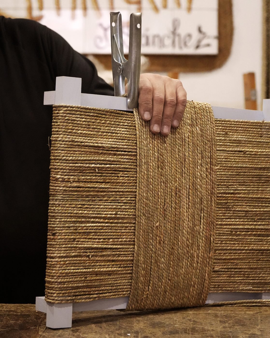 1927 Stool Production Omayra Maymó 01